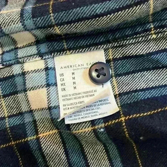American Eagle Classic Fit Men’s Flannel - Picture 5 of 6